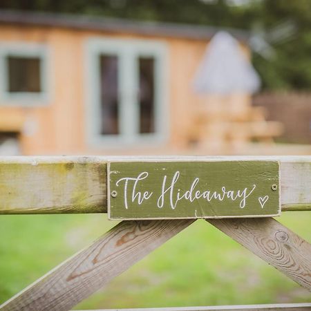The Hideaway At Hiddenwood Glamping Hotel Corsley Exterior foto