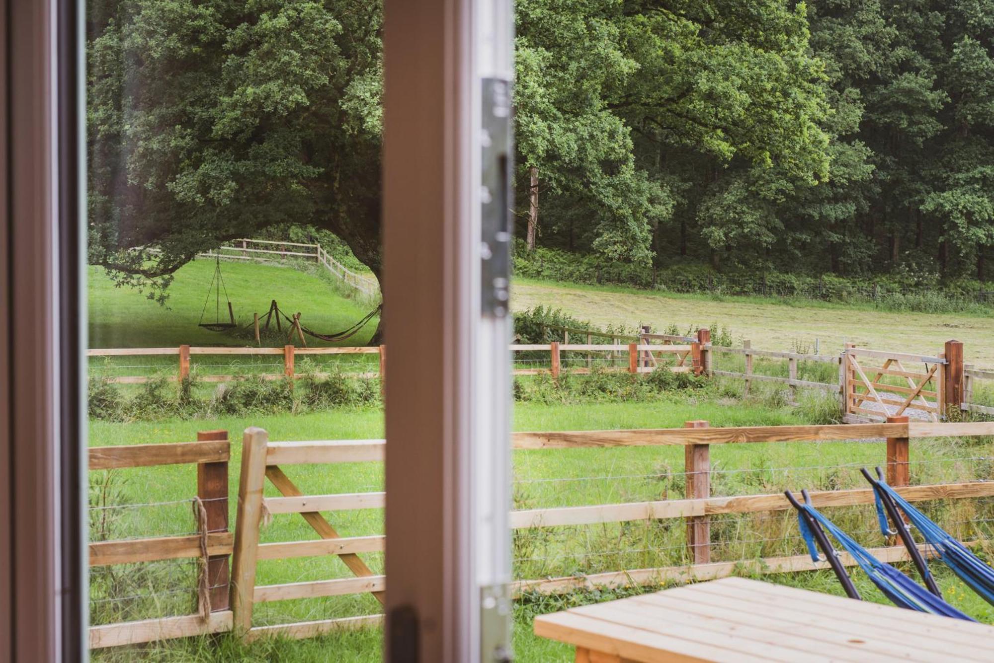 The Hideaway At Hiddenwood Glamping Hotel Corsley Exterior foto